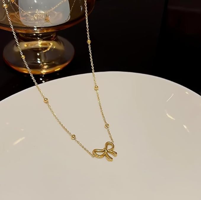 Golden Bow Necklace