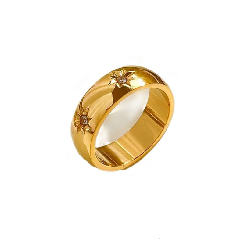 Sol Band Ring