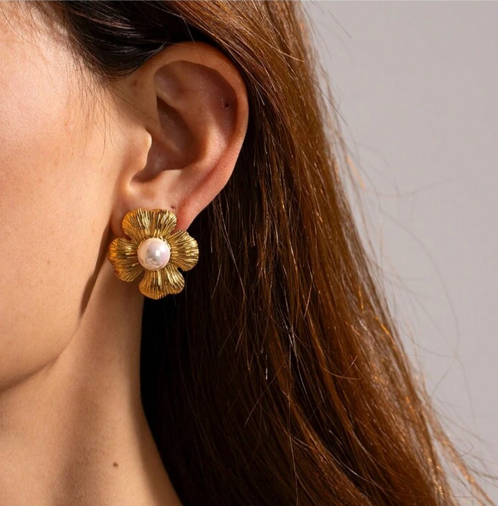 Floral Pearl Stud Earrings