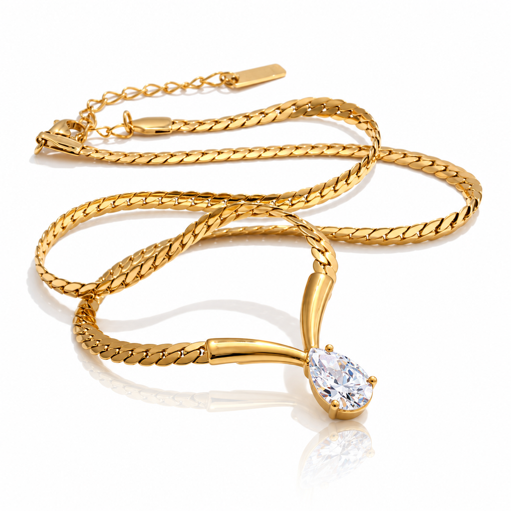 Pear Diamond V Necklace