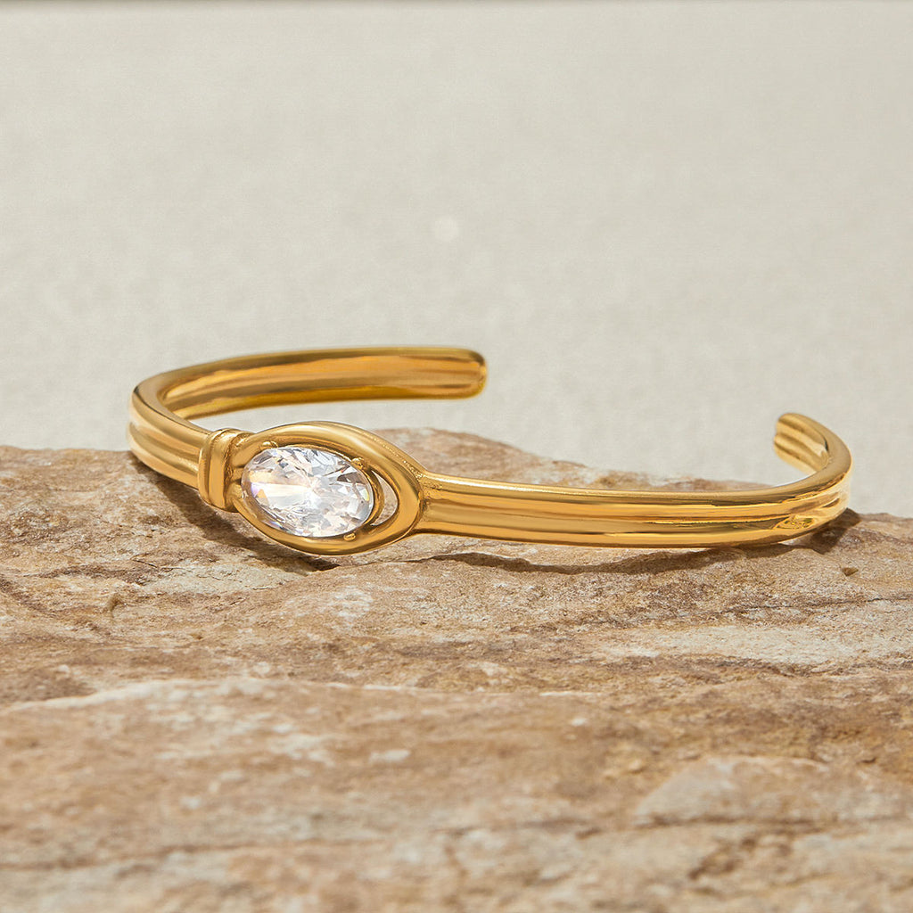 Solitaire Arc Cuff