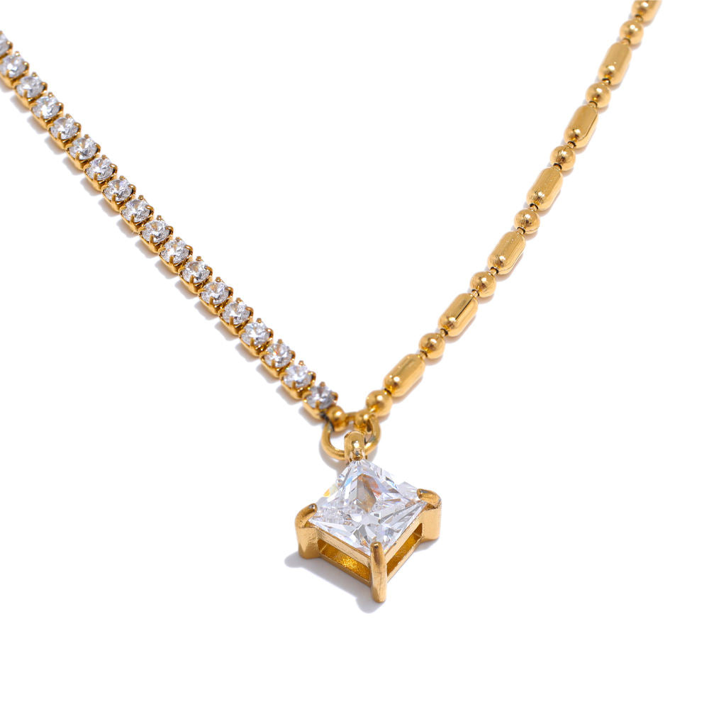 Evara Necklace