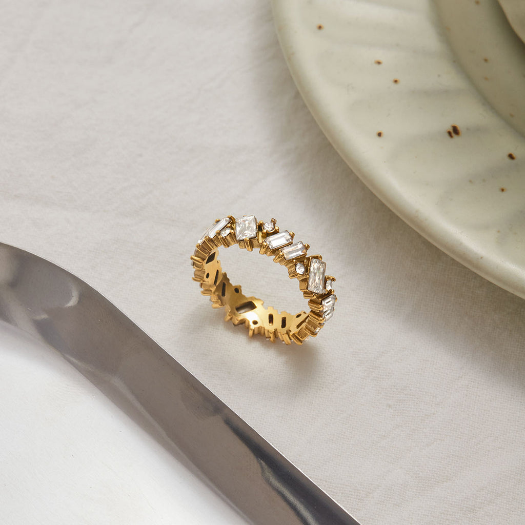 Luxe Crystal Ring