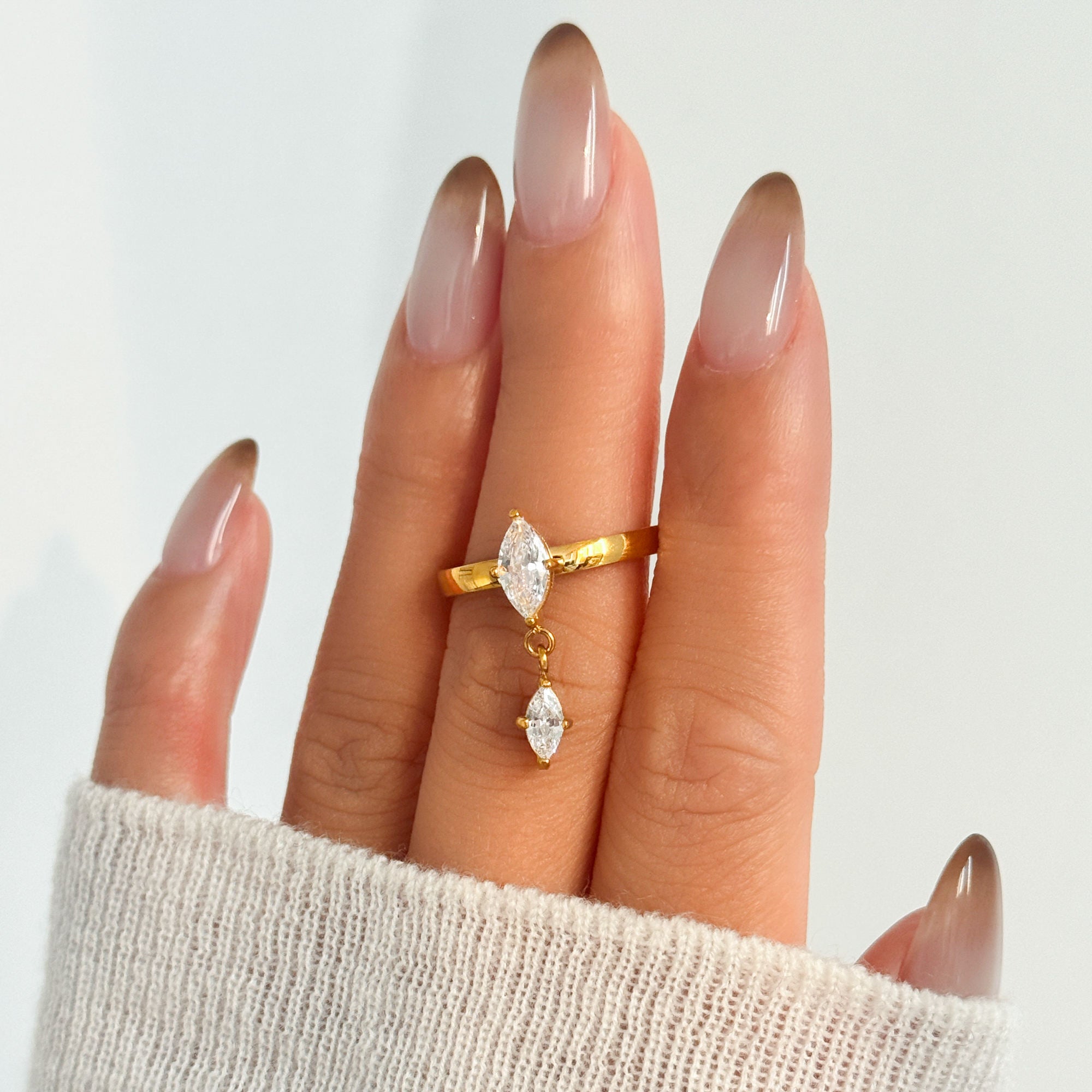 Navya Ring