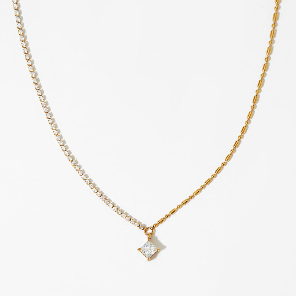 Evara Necklace