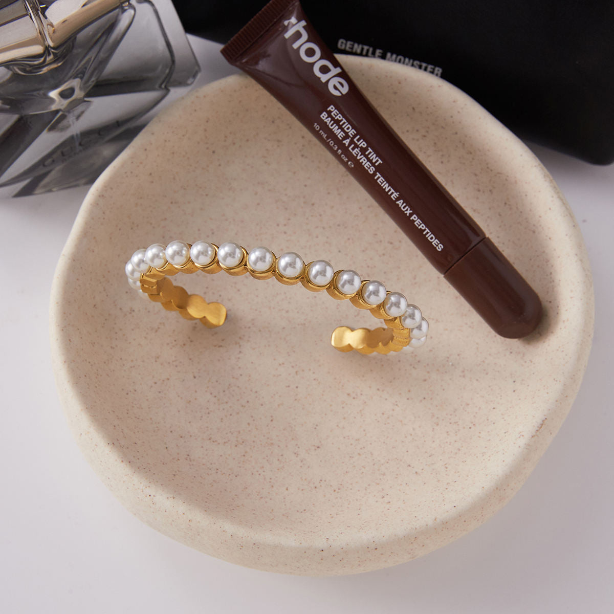 Pearl Arc Cuff