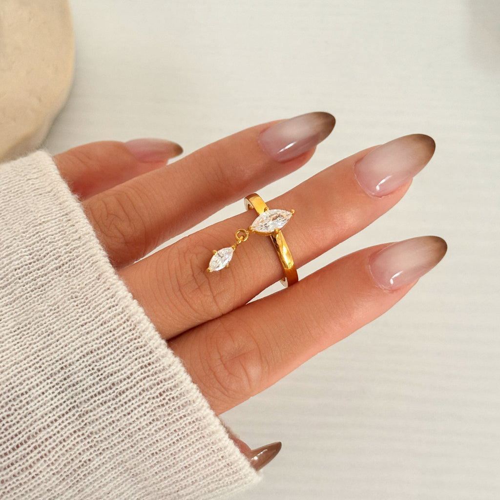 Navya Ring