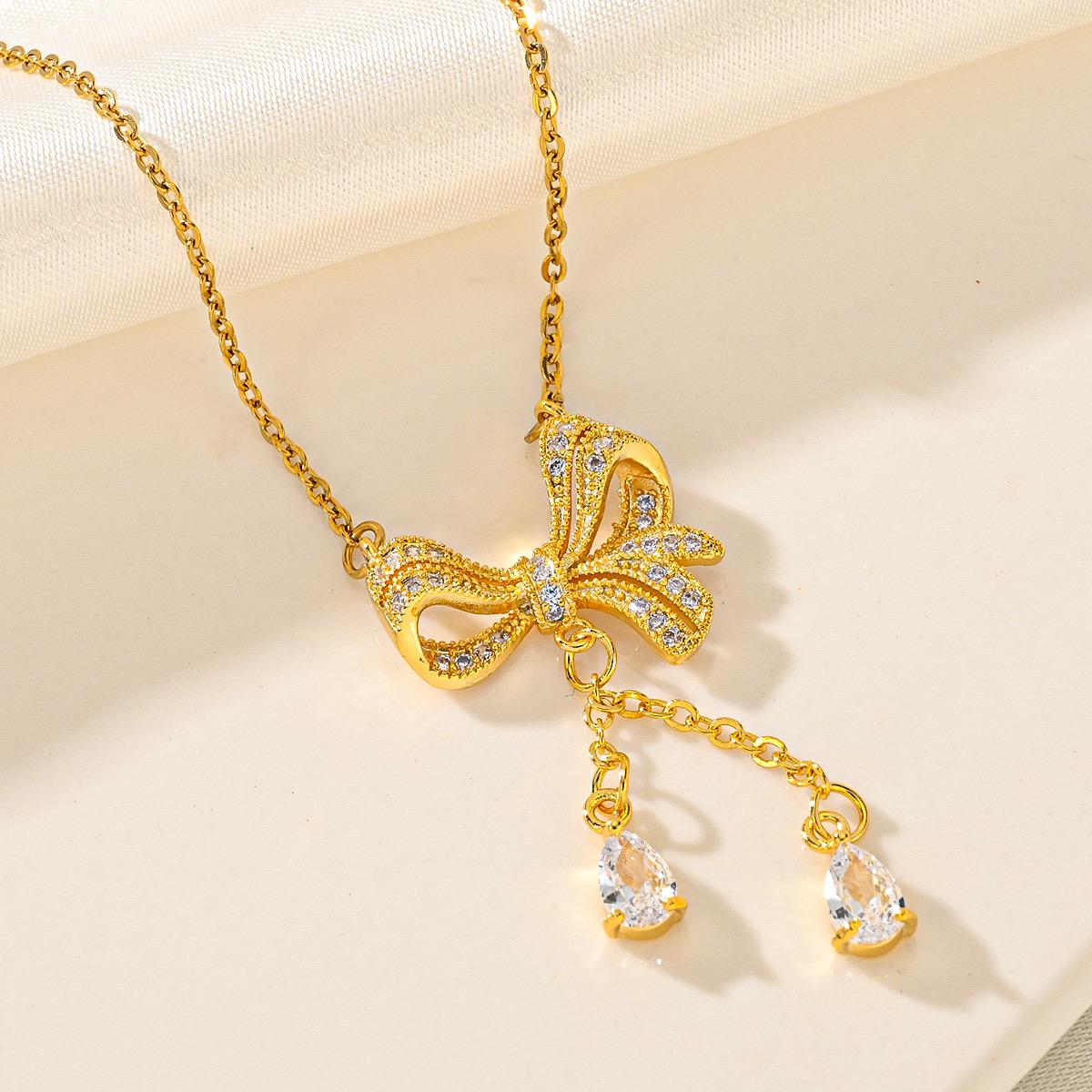 Mira Bow Necklace