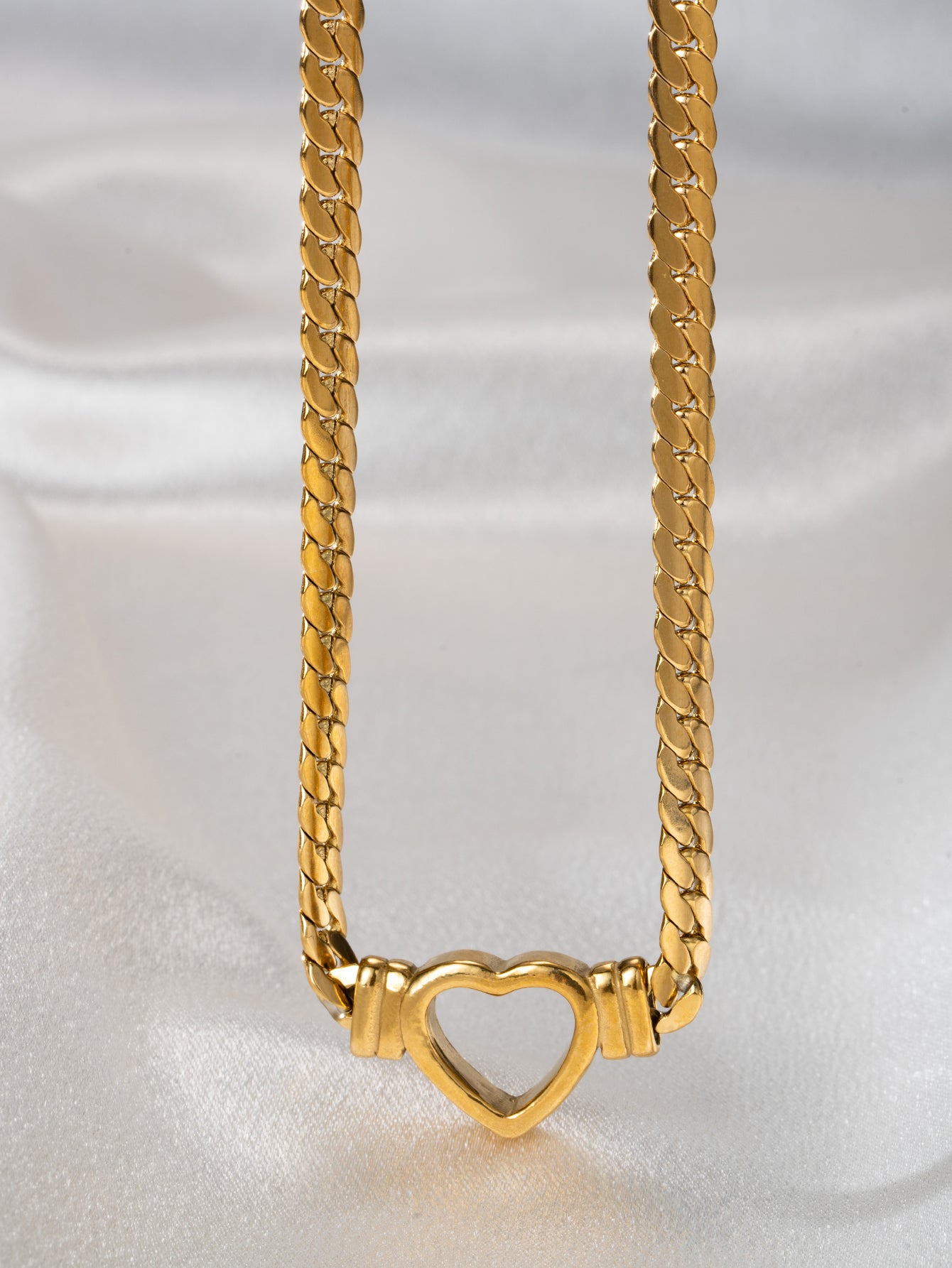 Heartlock Chain Collar Necklace