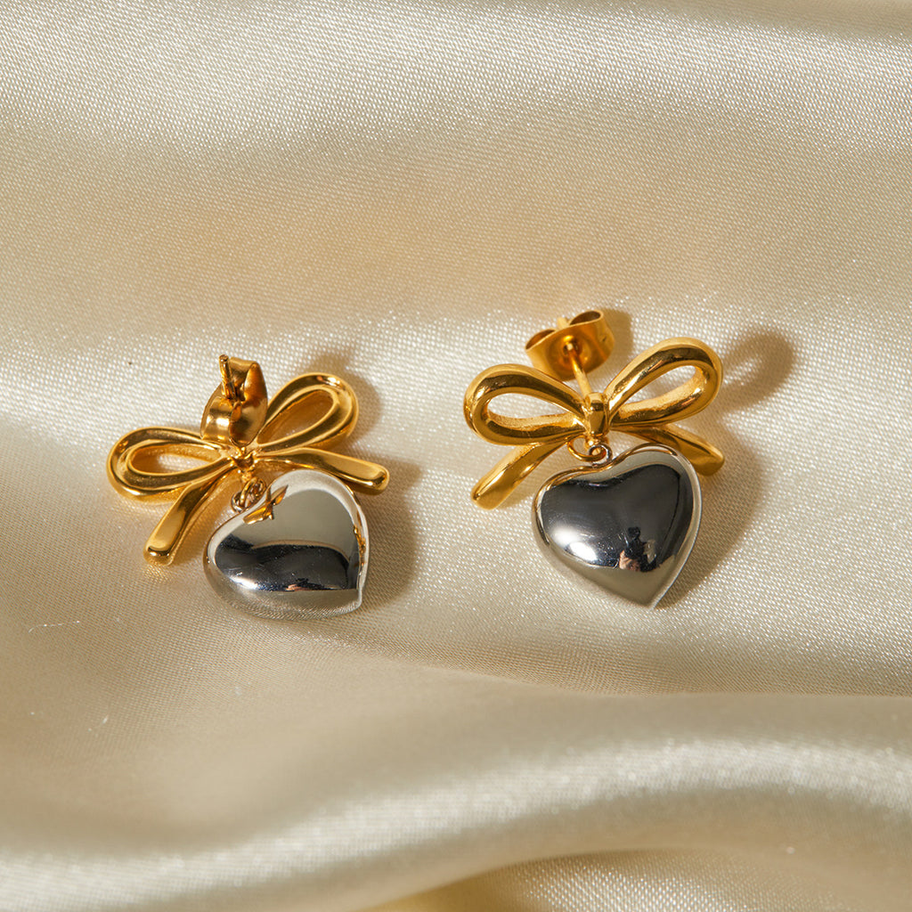 Bow Treasure of Love Earrings