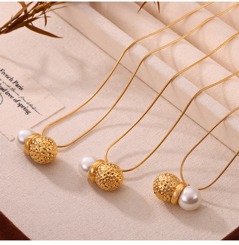 Luxe Orb Pearl Necklace