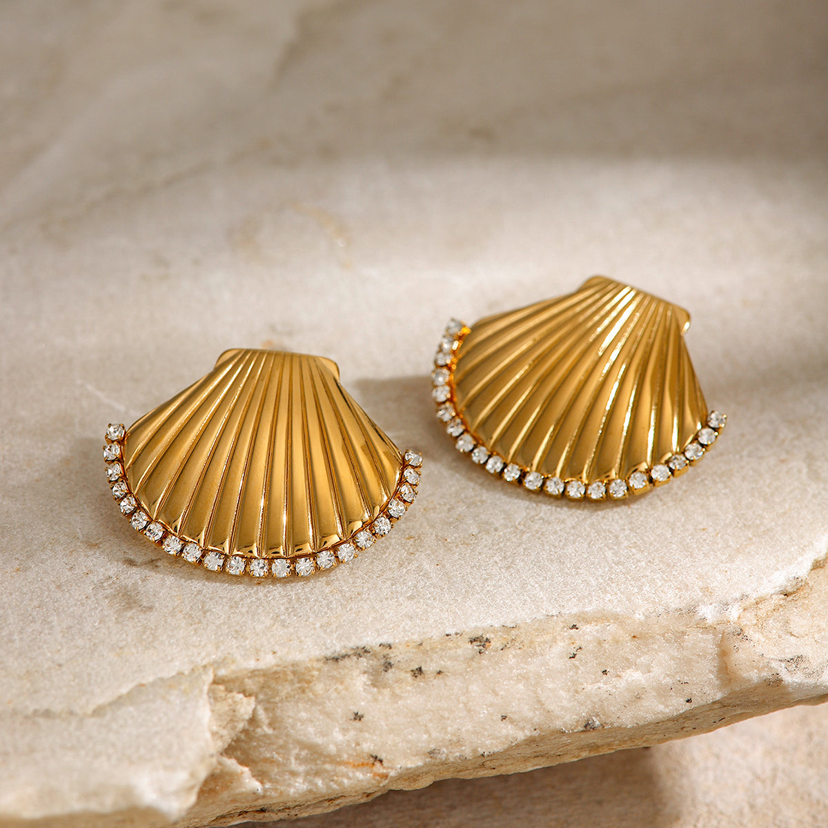 Golden Shell Earrings