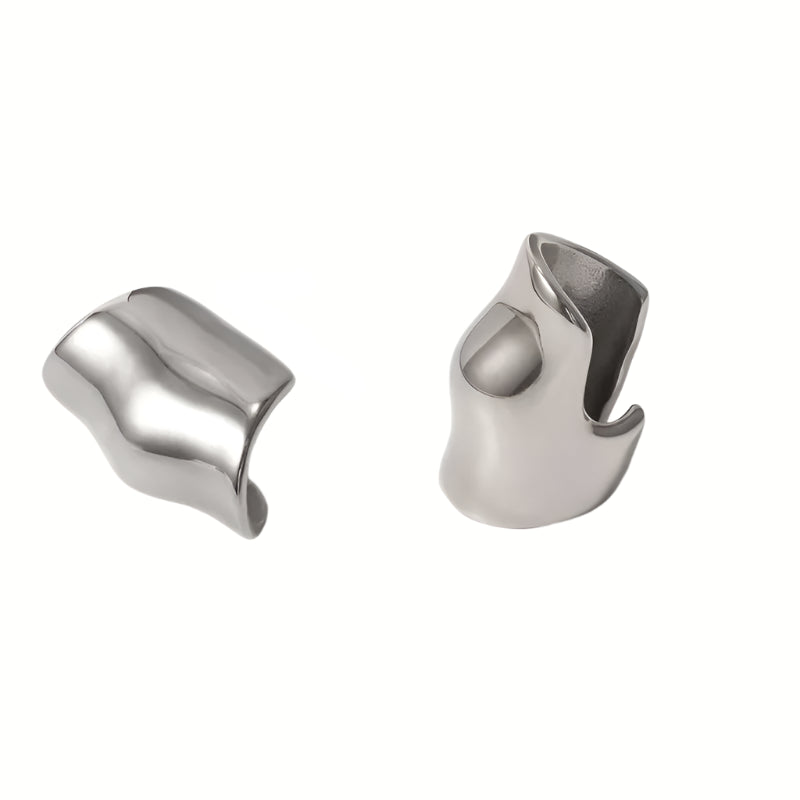 Molten Curve Ear Cuff