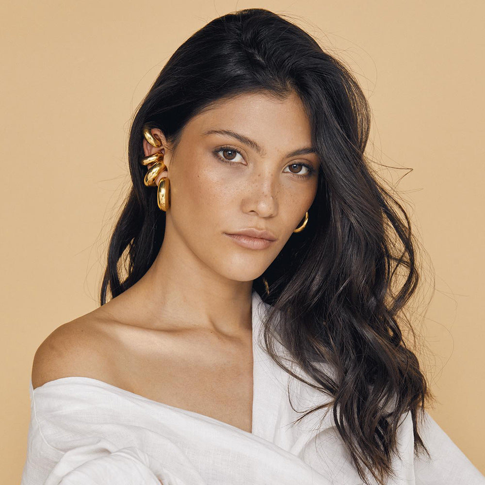Lunar Curve Ear Cuff