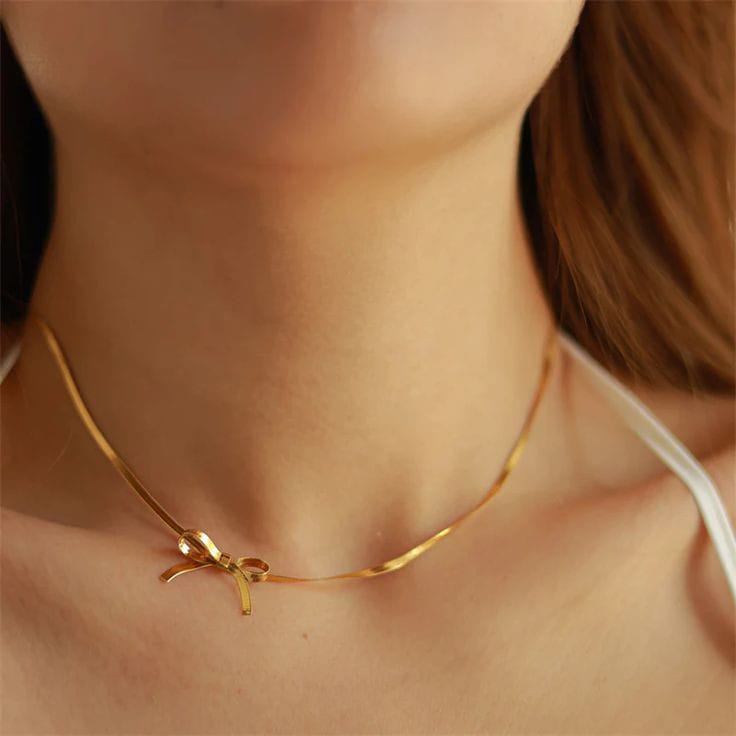 Bow Snake Chain Necklace