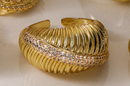 Golden feather Ring