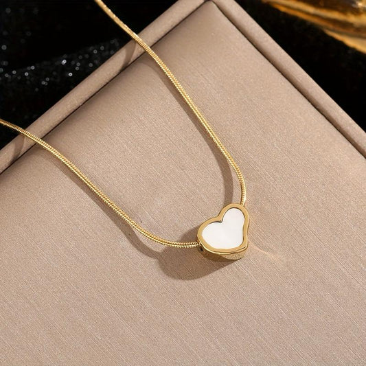 Little Heart Mother of Pearl Necklace