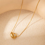 Amara Pendant Necklace