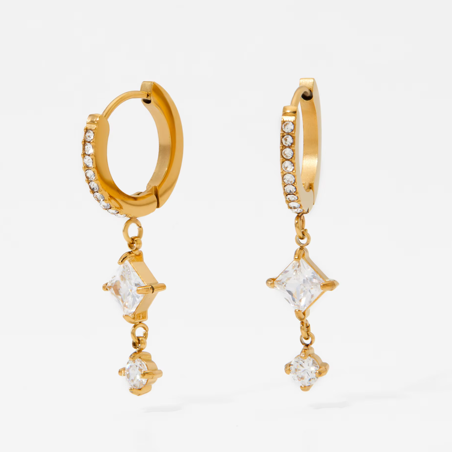 Celia Hoops