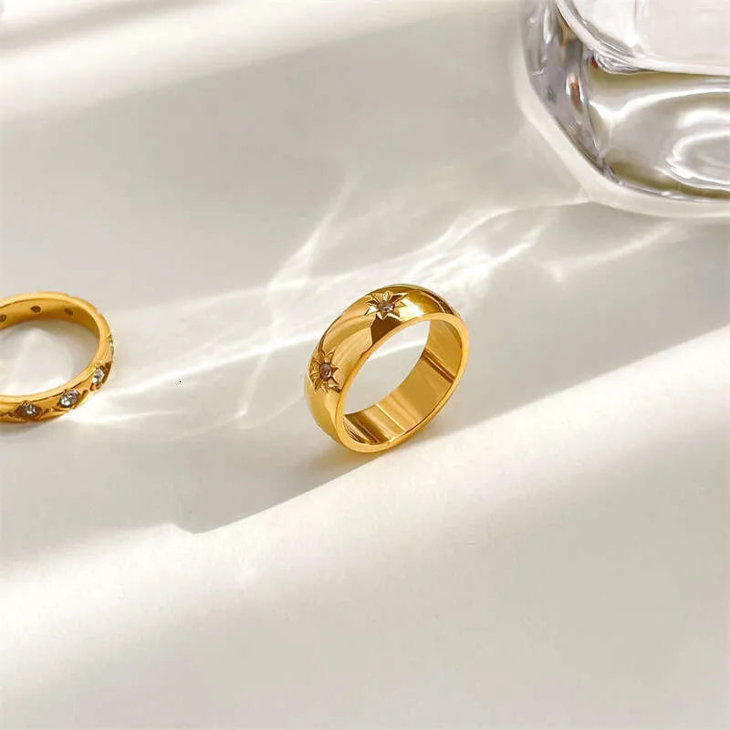 Sol Band Ring