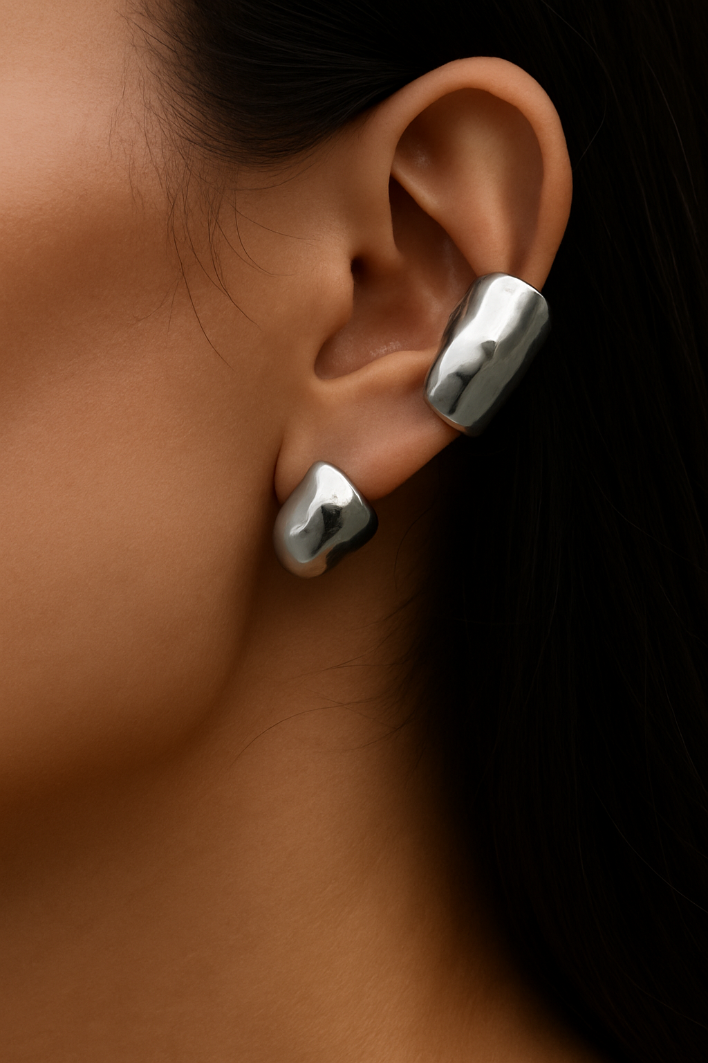 Molten Curve Ear Cuff